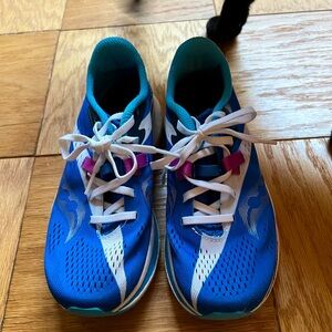 Saucony Endorphin Pro 2 women’s 6.5 road running shoe